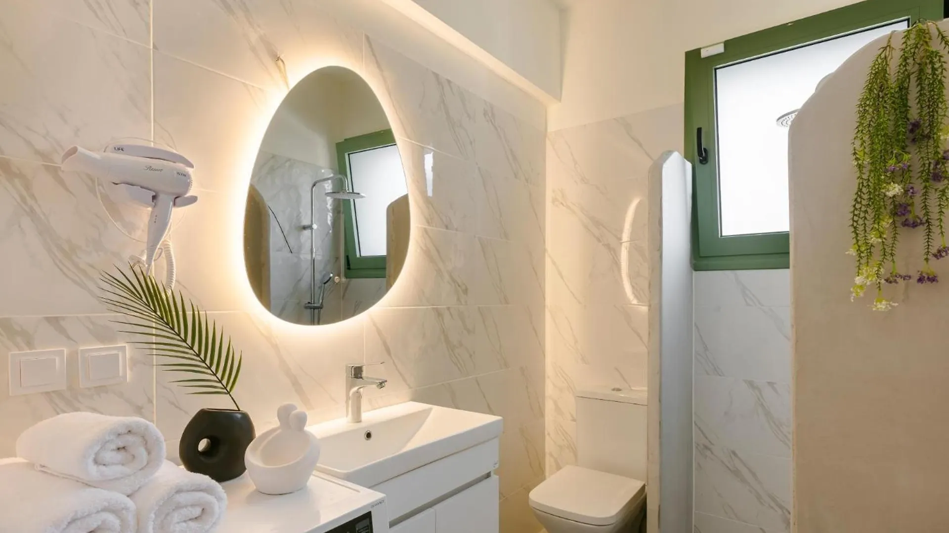 Dionisis Villa By Vintage Travel Karavados