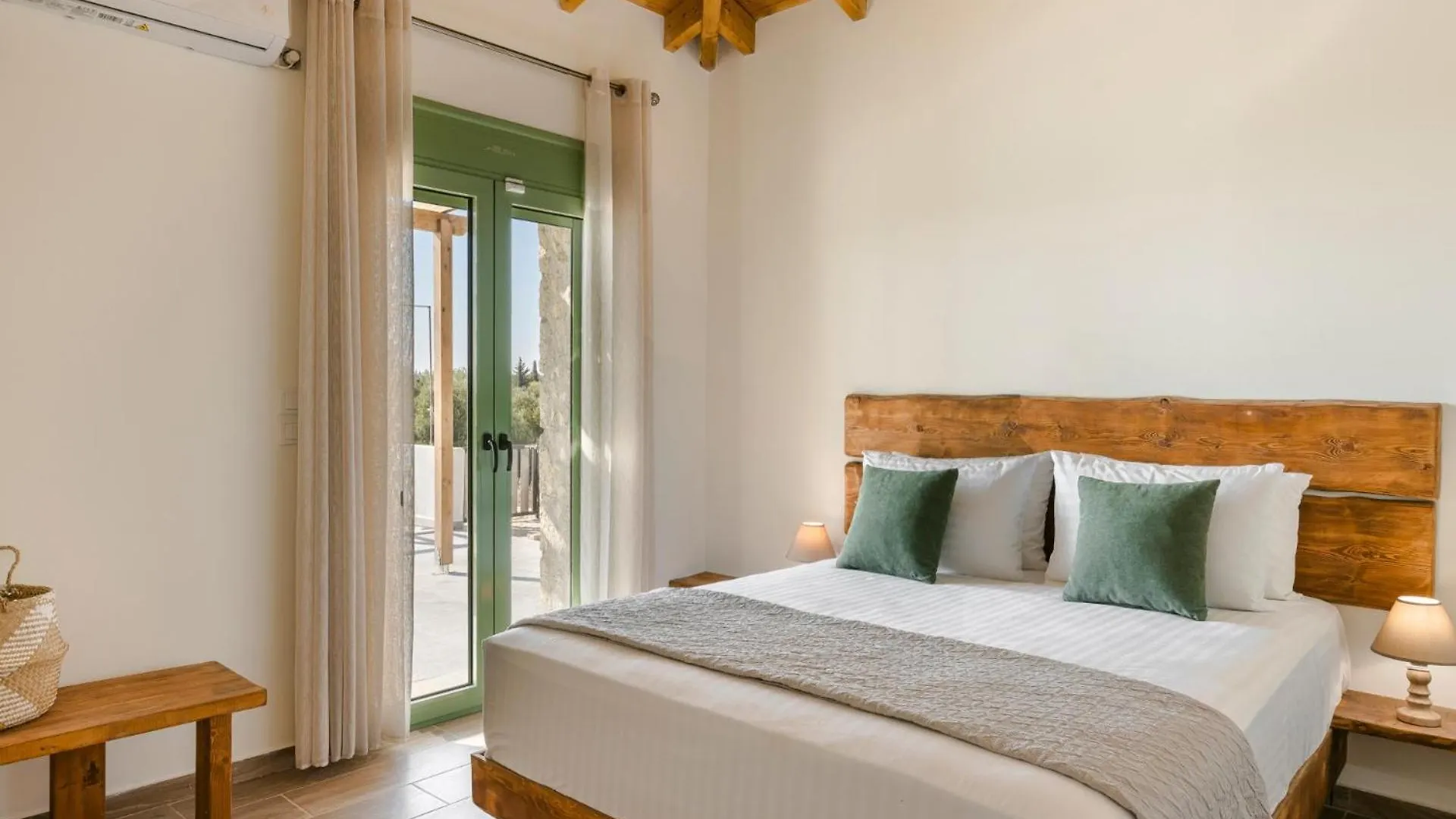 Dionisis Villa By Vintage Travel Karavados 0*,  Greece