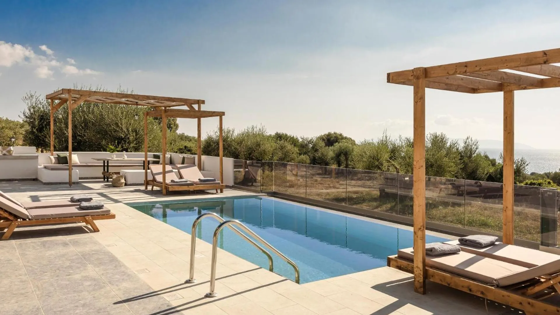 Dionisis Villa By Vintage Travel Karavados Greece