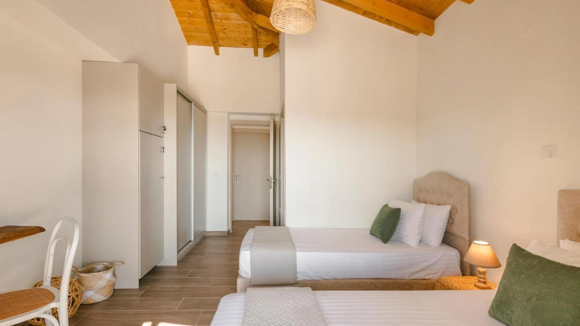 Dionisis Villa By Vintage Travel Karavados 0*,  Greece